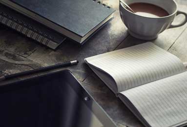 美国最年轻的德甲国脚 一米九三的右边后卫班克斯