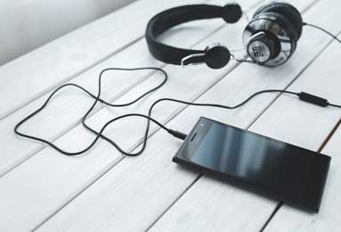 「德甲保级绞杀！海登海姆VS科隆：这场不赢，两队都得去德乙‘抱团取暖’？」